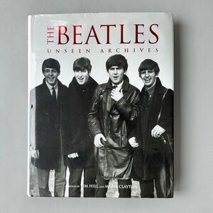 🇬🇧The Beatles Unseen Archives Published 2005 Hardcover Coffee Table Book